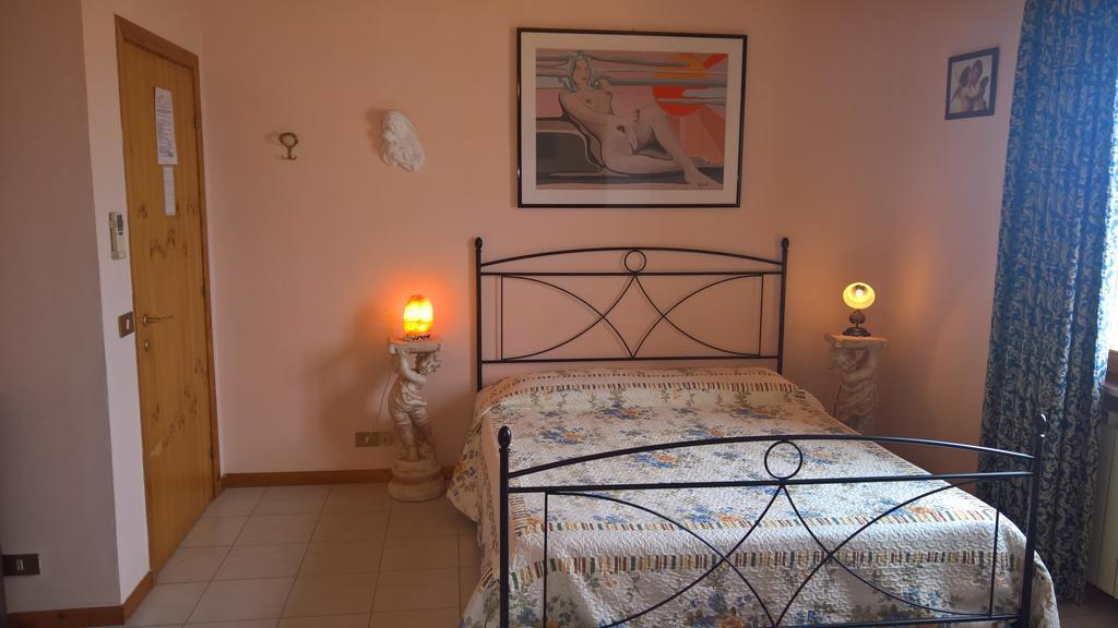 Azienda Agrituristica Piccolo Ranch San Pietro  Екстер'єр фото